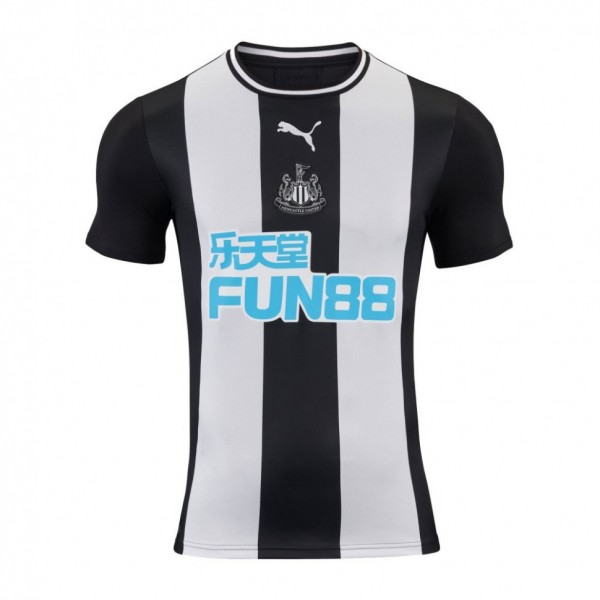 Футбольная форма для детей Newcastle United Домашняя 2019/20 2XS (рост 100 см)